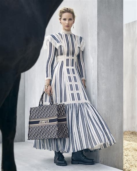 dior cruise 2019 collection werbe werbeanzeige|Dior Cruise 2019 Show .